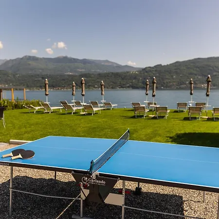 Maggiore Bay