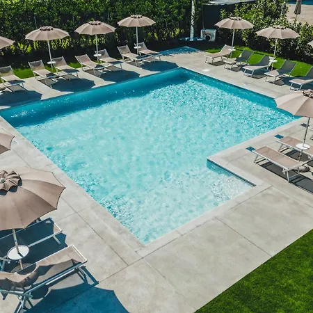 Maggiore Bay 4*