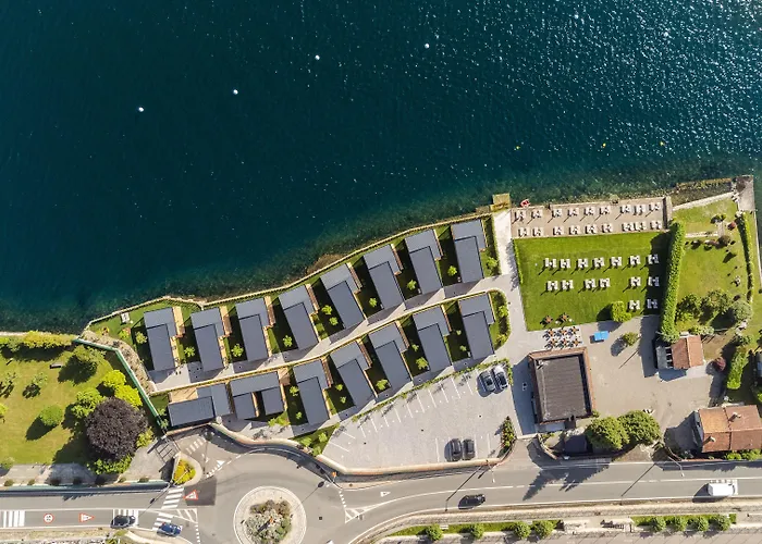 Maggiore Bay מלון דירות באוונו